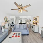 Pet Friendly Beach House - Summer Reign By Panhandle Getaways
